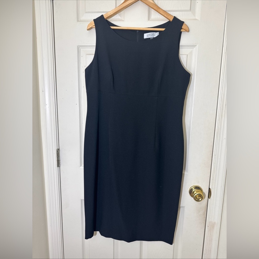 Kasper Women's Sleeveless Black Dress Size 14 Fully Lined Below Knee LengthDress